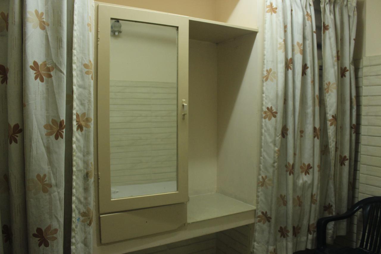 Hotel Sukhvas Thiruvananthapuram ภายนอก รูปภาพ