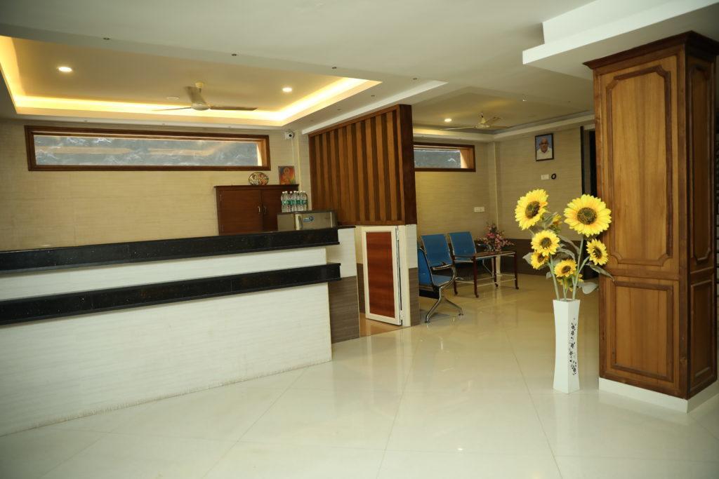 Hotel Sukhvas Thiruvananthapuram ภายนอก รูปภาพ